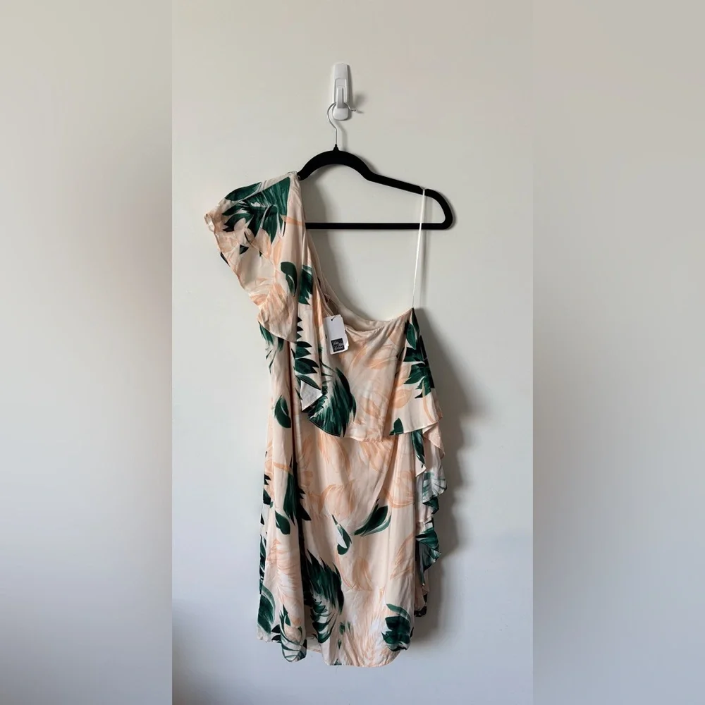 Chic One-Shoulder Leaf Print Dress | Size L - Picture 4 of 4